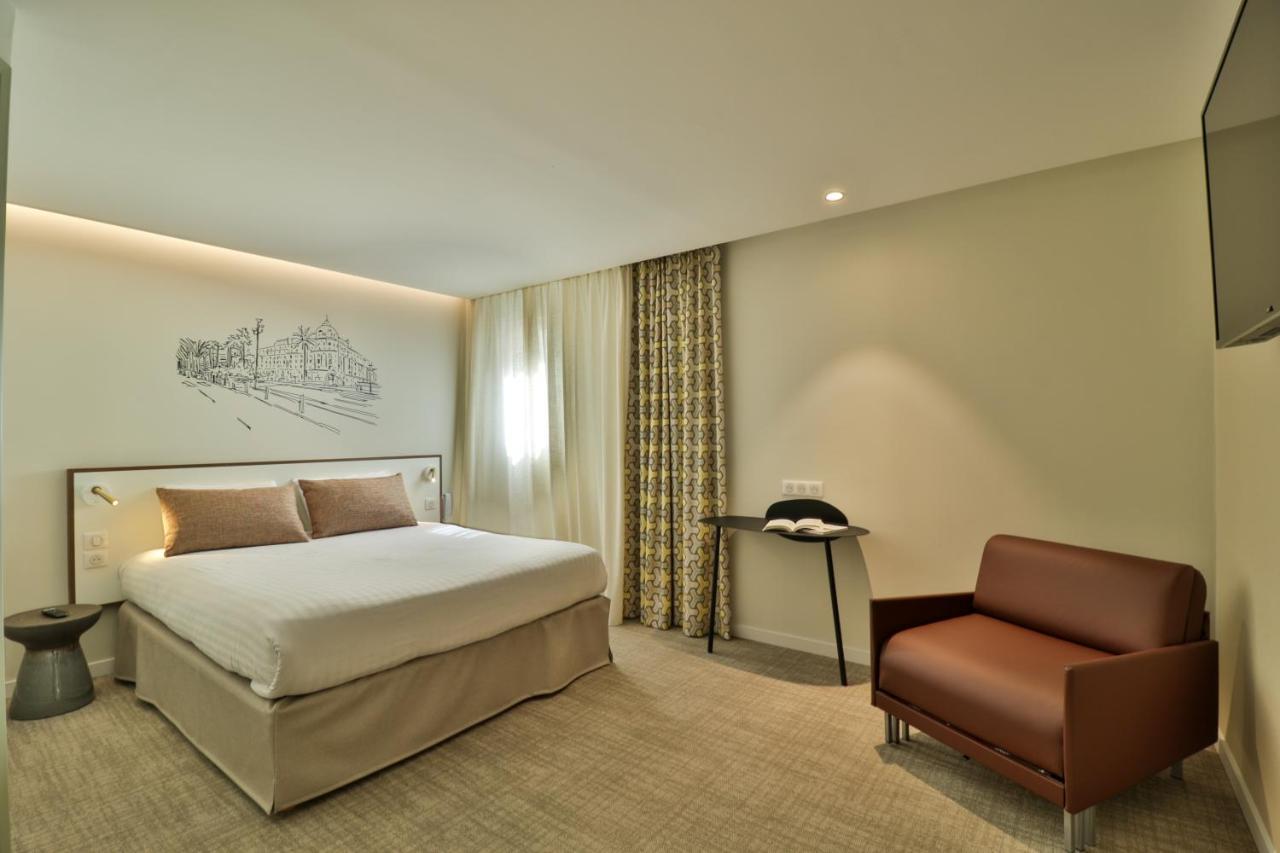 Du Pin Port Hotel