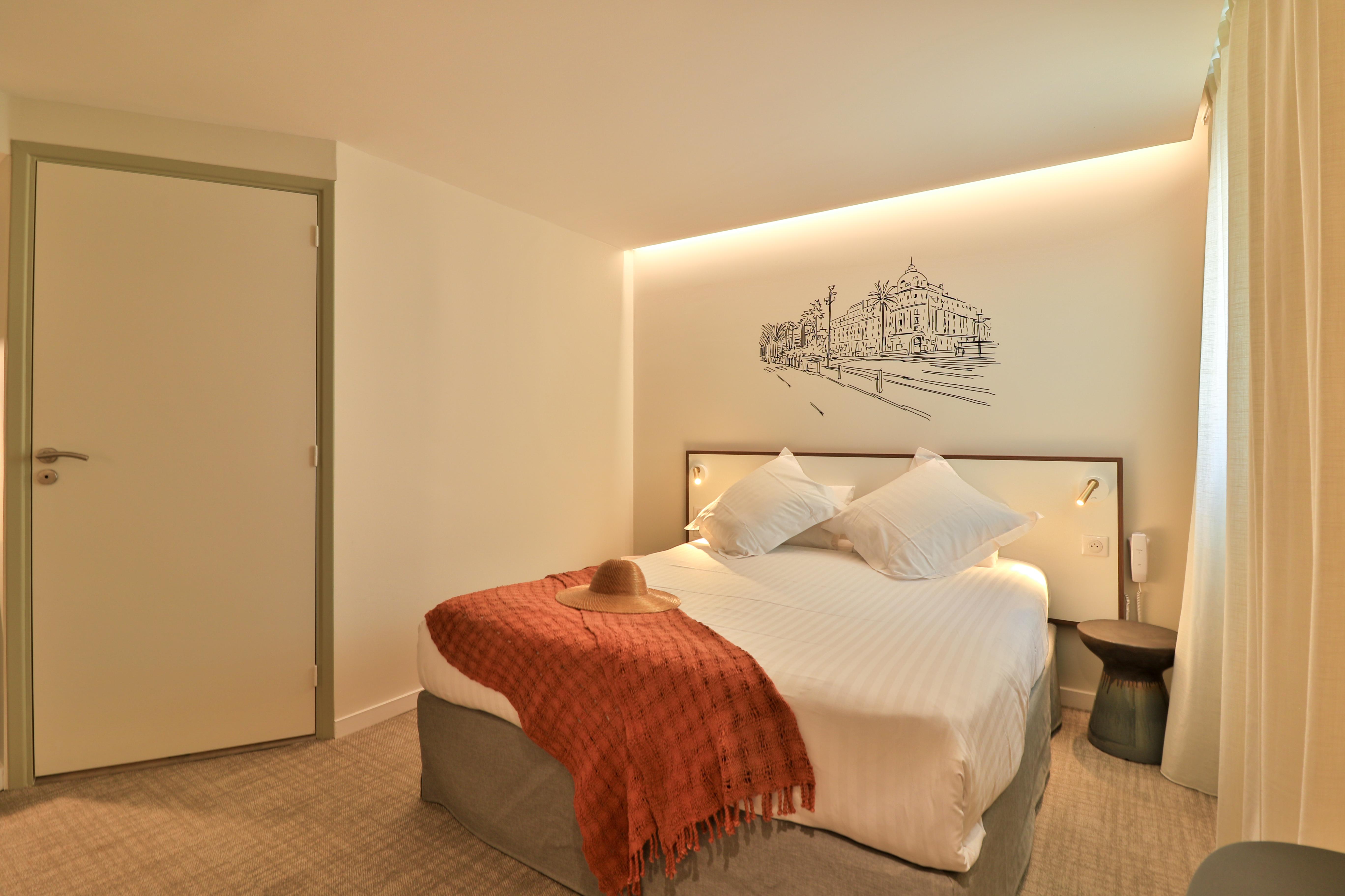 Hotel Du Pin Port Nice