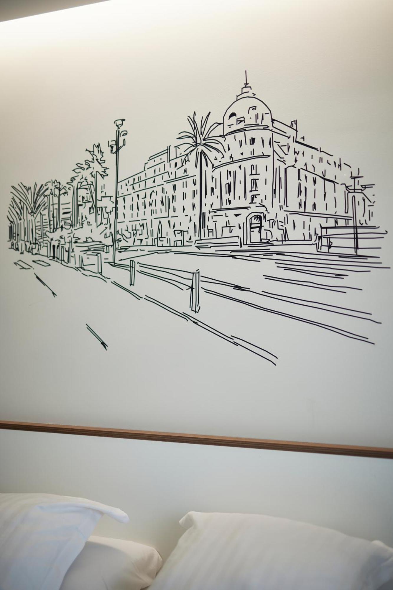 Du Pin Port Hotel